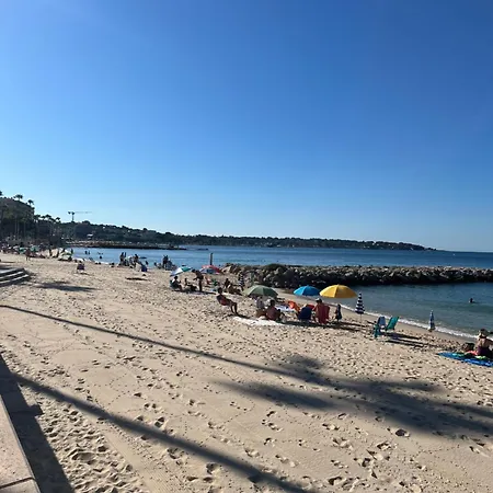 Apartment A Deux Pas De La