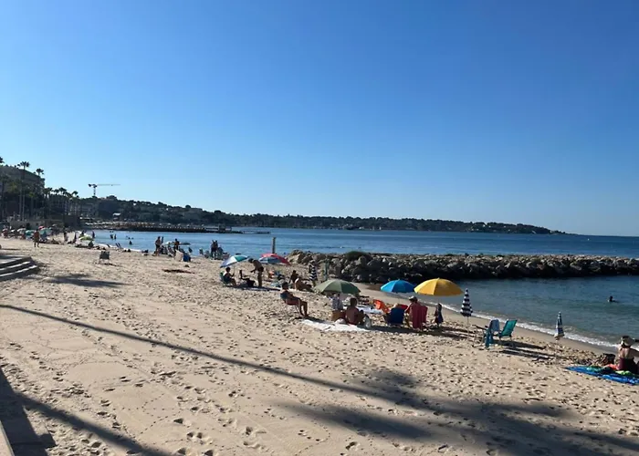 Apartment A Deux Pas De La